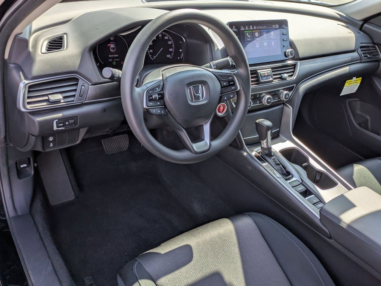 2021 Honda Accord 1.5T LX photo 4