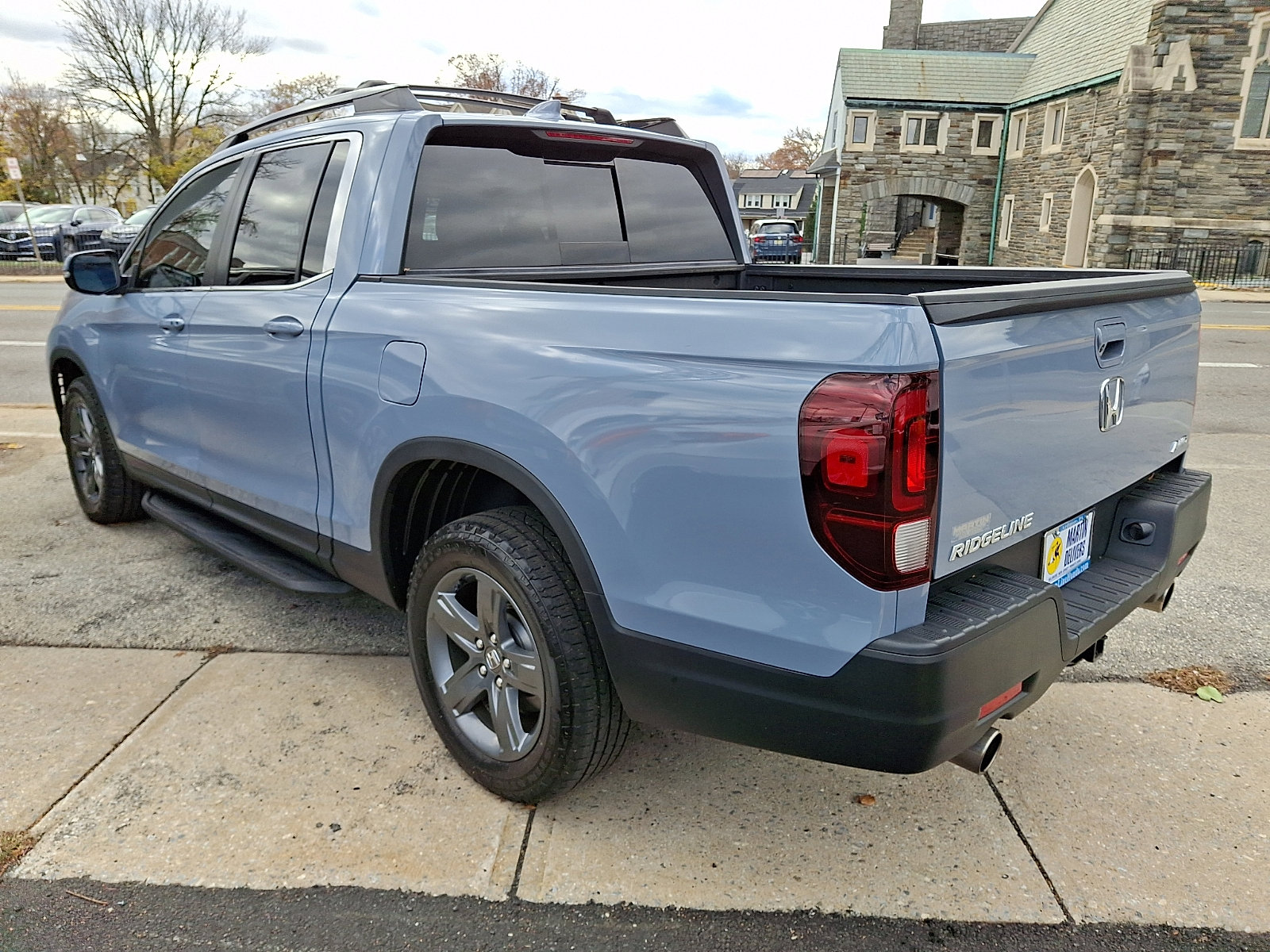 2023 Honda Ridgeline RTL photo 3