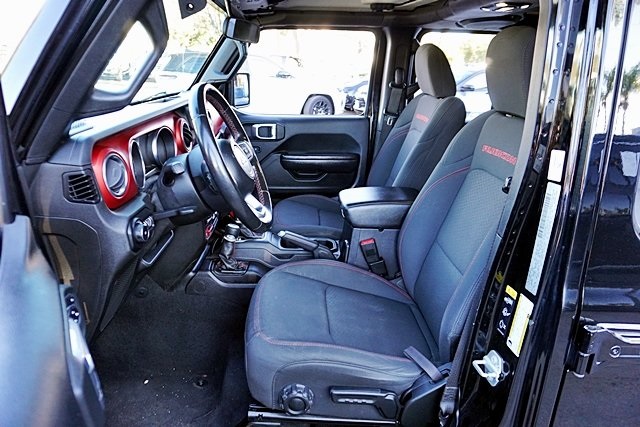 Used 2020 Black Jeep Unlimited Rubicon image 13