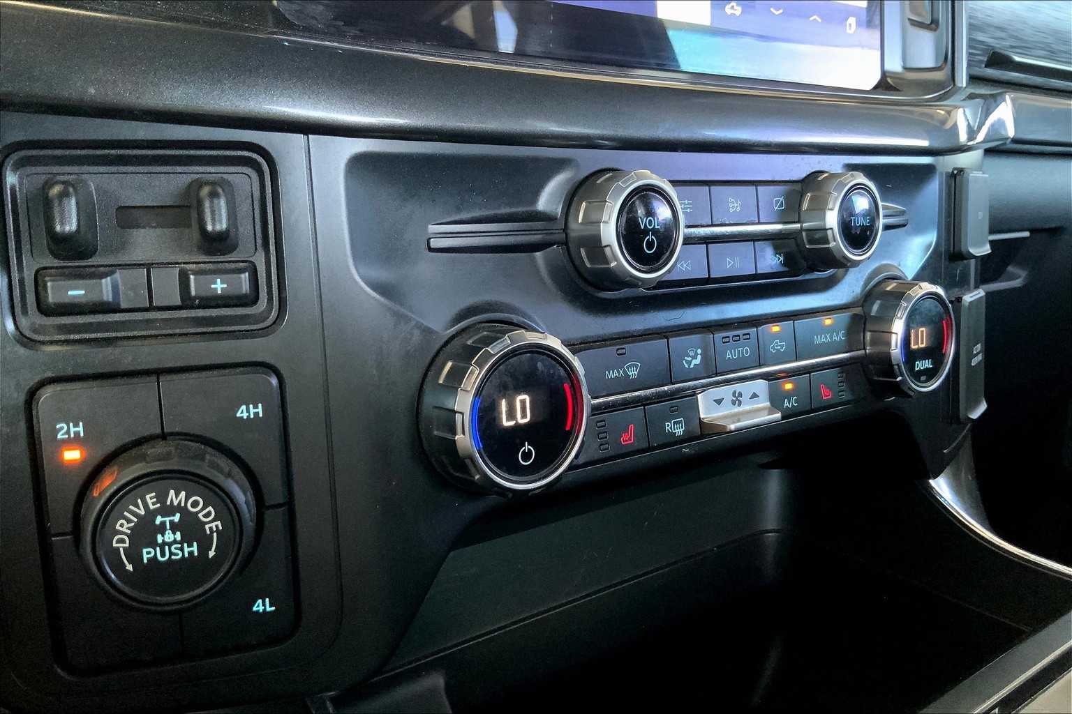 2021 Ford F-150 XLT photo 30