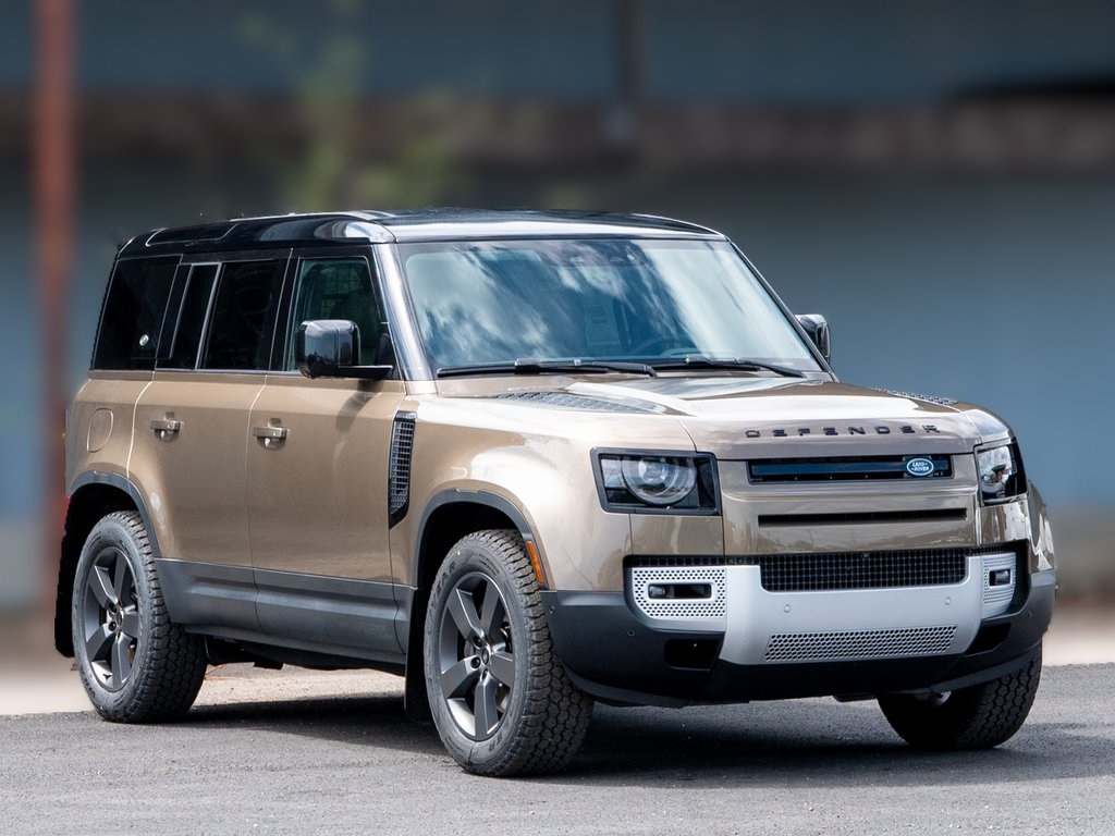 New 2024 Land Rover Defender 110 SE 4 Door SUV in Norwood R2305258