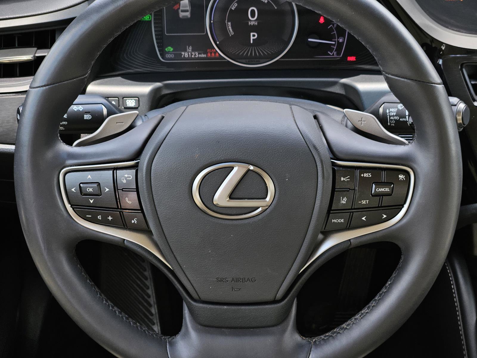 2022 Lexus ES 300h photo 36