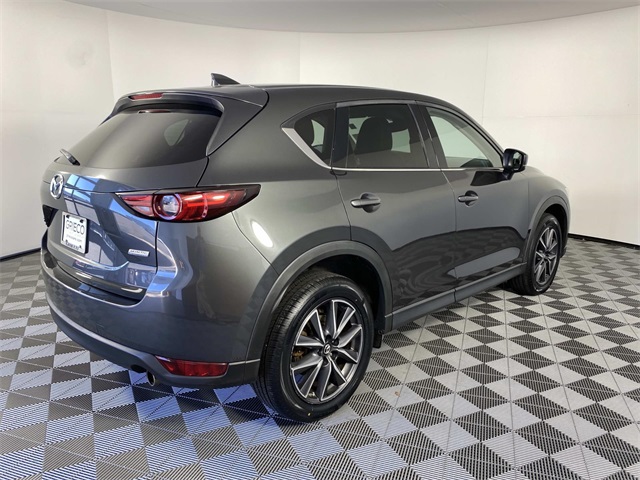 2017 Mazda CX-5 Grand Touring Select photo 8