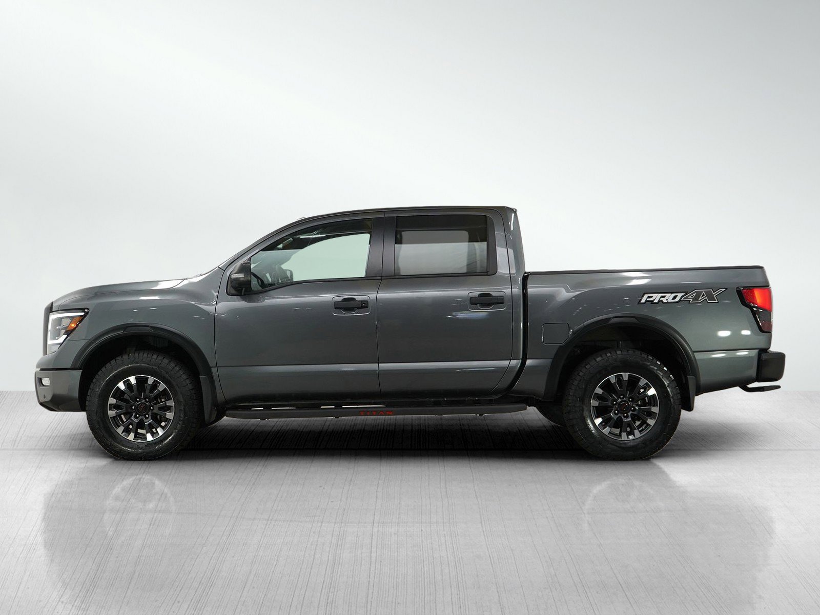 Used 2020 Nissan Titan PRO-4X with VIN 1N6AA1EDXLN500481 for sale in Burnsville, Minnesota