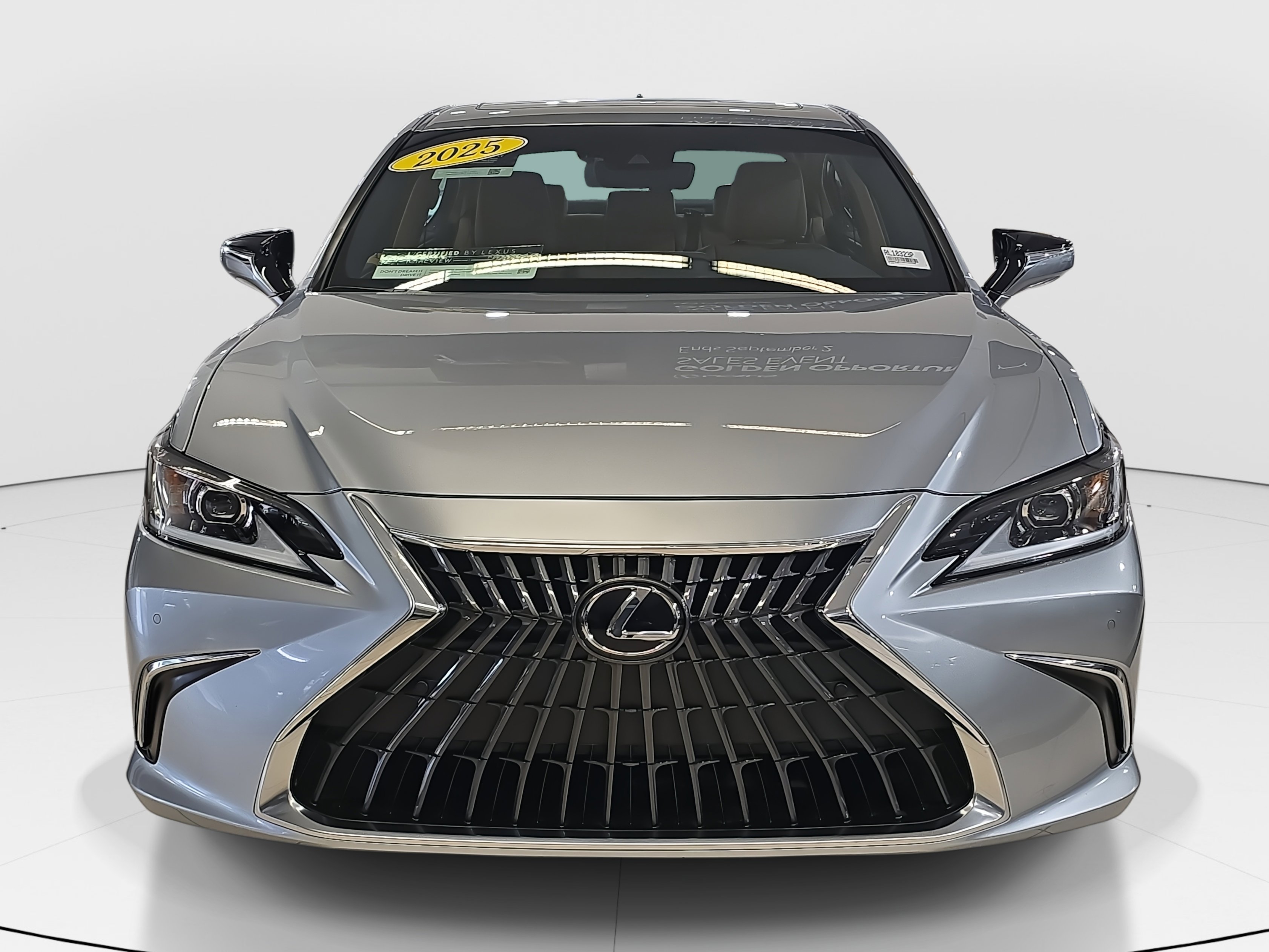 2025 Lexus ES 350 photo 2