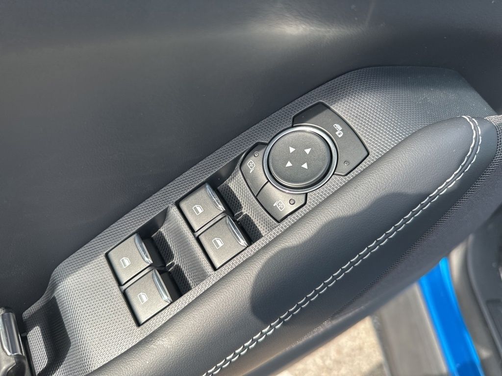 2025 Ford Mustang Mach-E Select photo 10