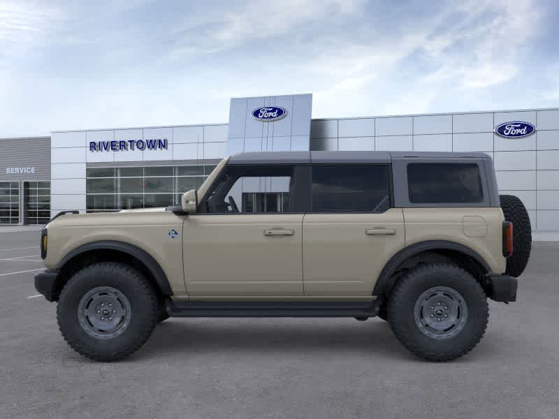 2025 Ford Bronco Outer Banks photo 3