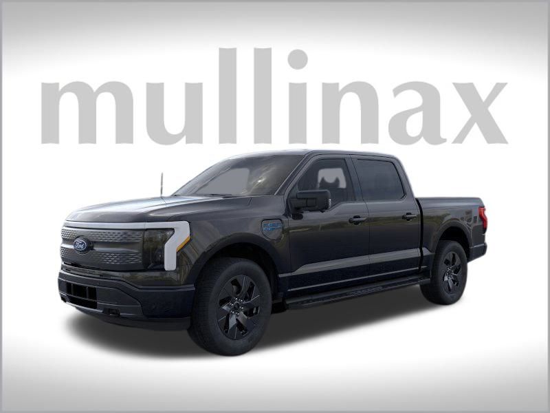 2025 Ford F-150 Lightning photo 3