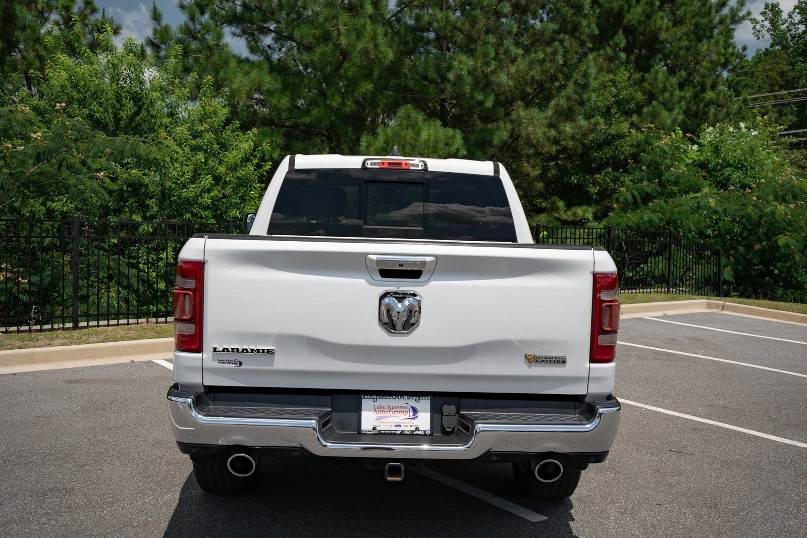 2019 Ram 1500 Laramie photo 7