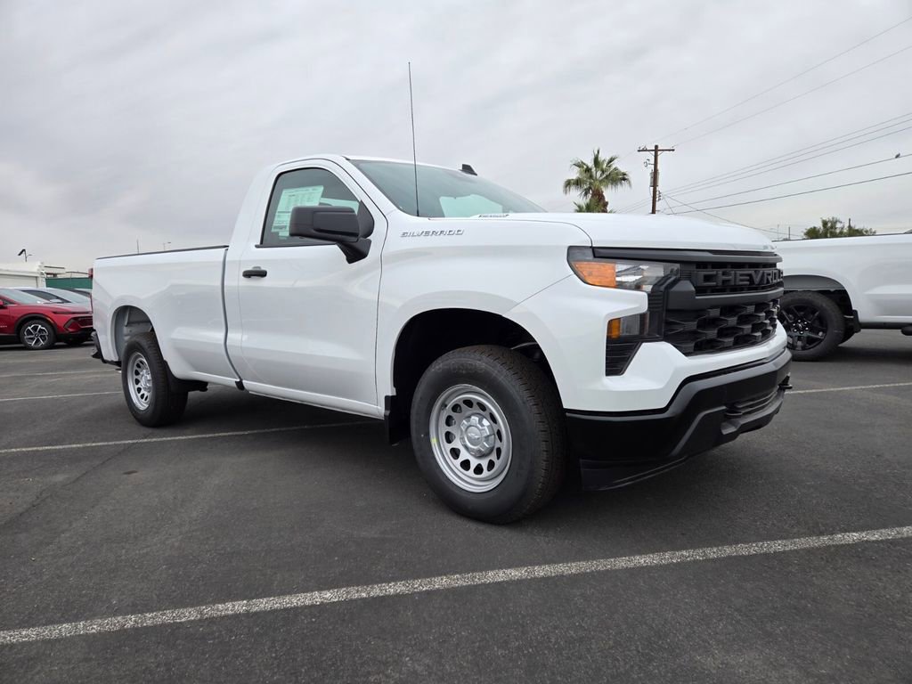 2026 Chevrolet Silverado Base's photo
