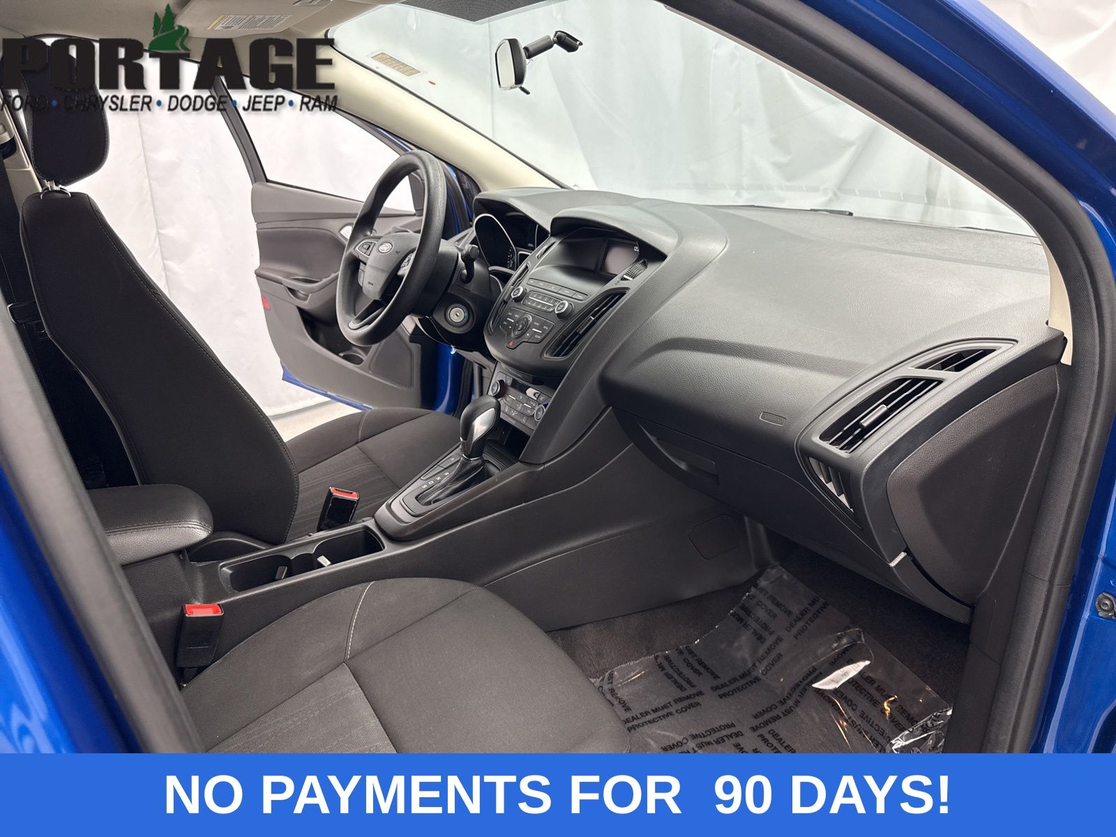 2018 Ford Focus SE photo 22