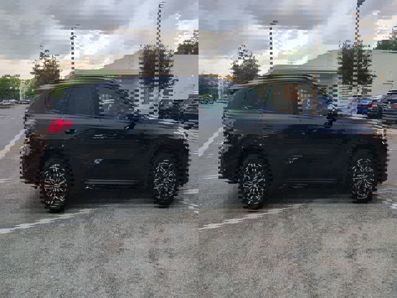 2025 Bmw X1 XDrive28i photo 3