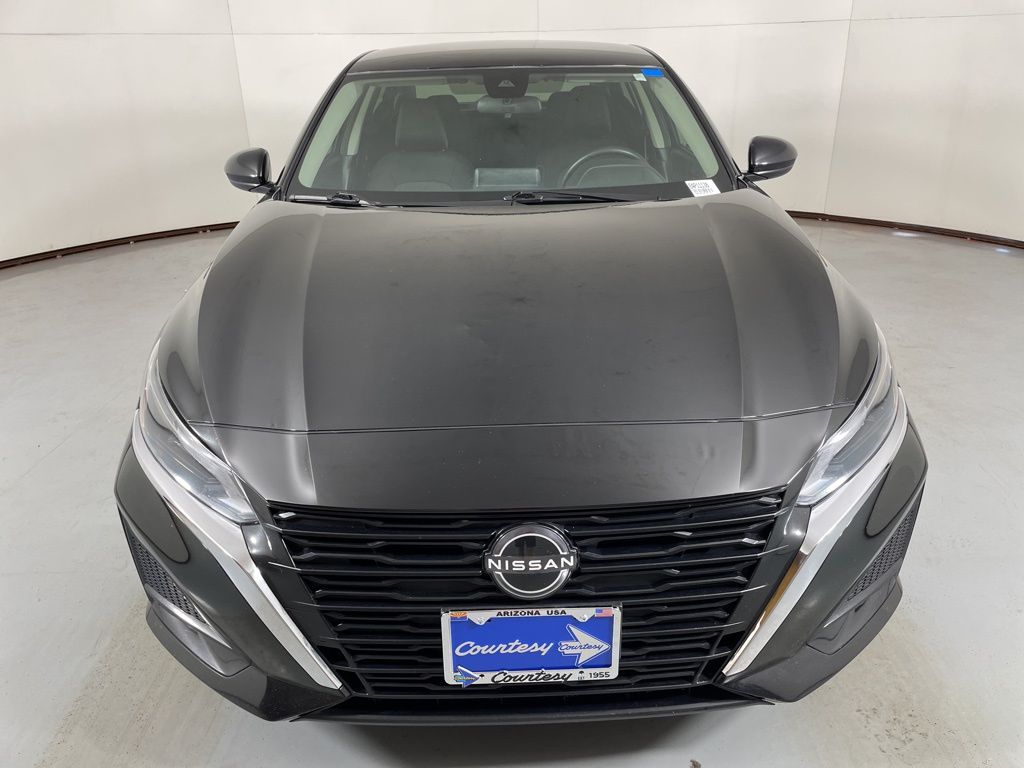2023 Nissan Altima 2.5 SV photo 4