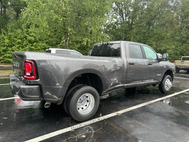 2025 Ram 3500 Big Horn photo 6