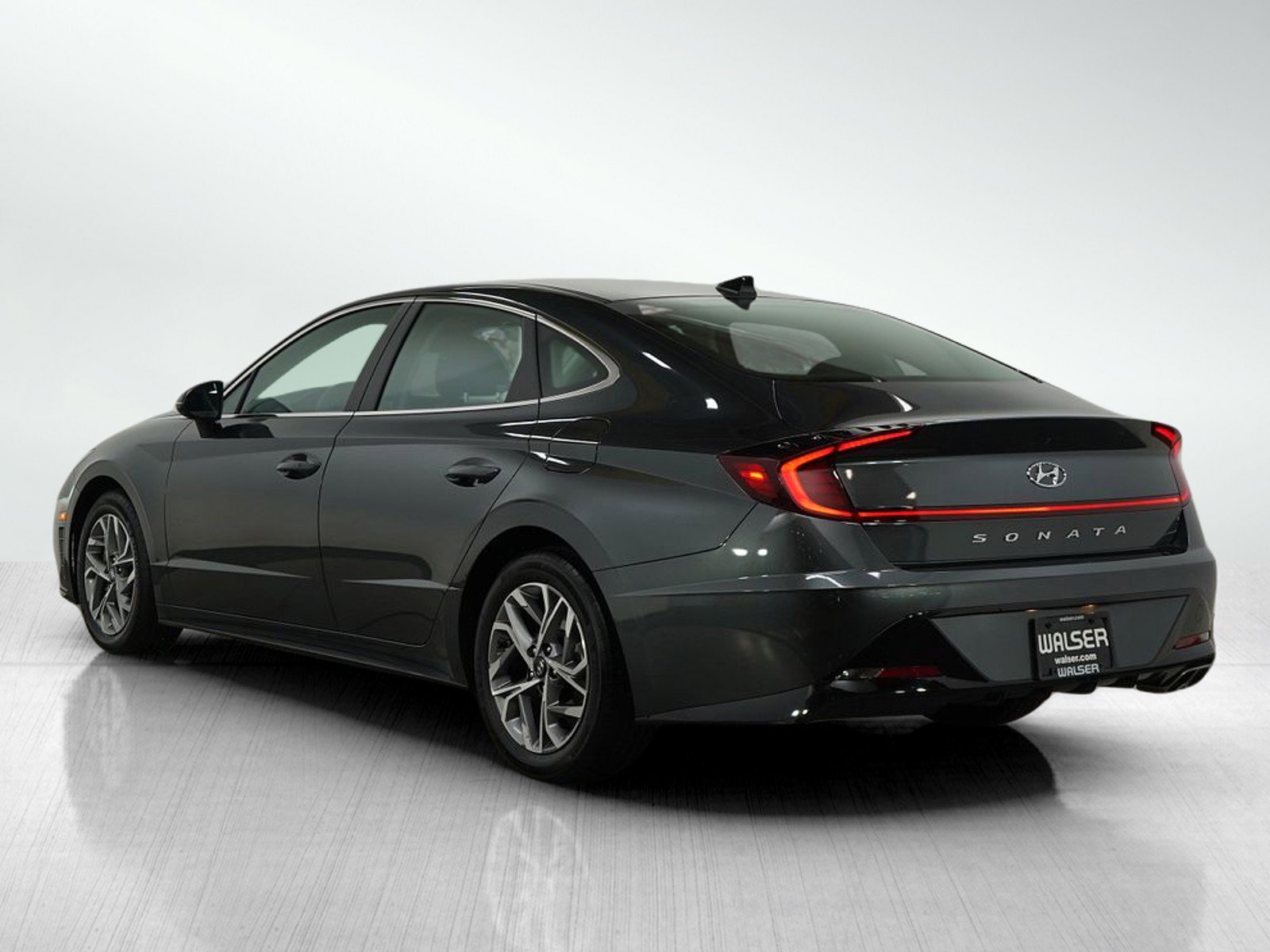 2023 Hyundai Sonata SEL photo 3