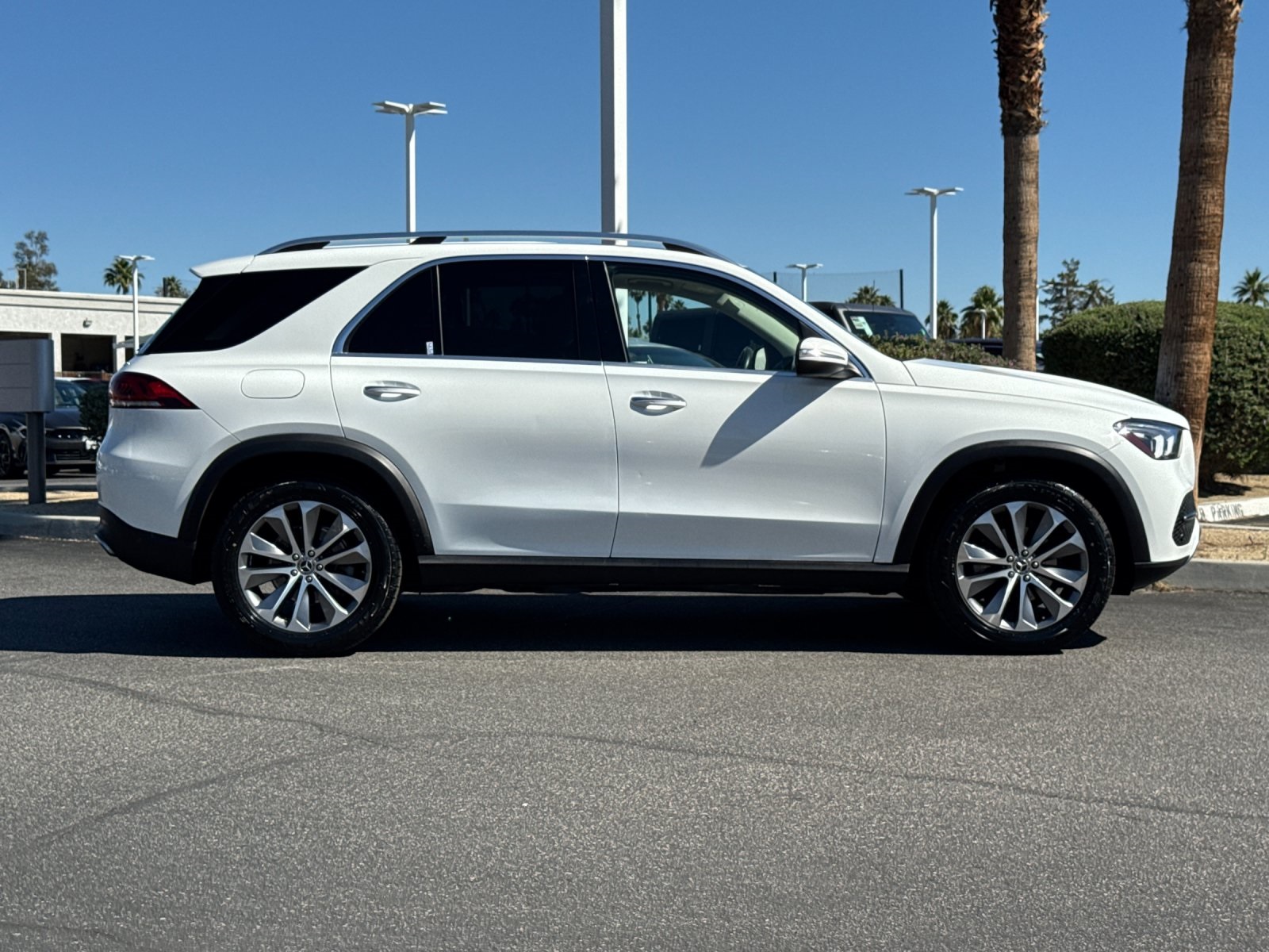 2020 Mercedes Benz GLE 350 4MATIC photo 2