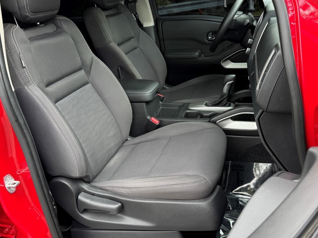 2022 Nissan Frontier SV photo 14