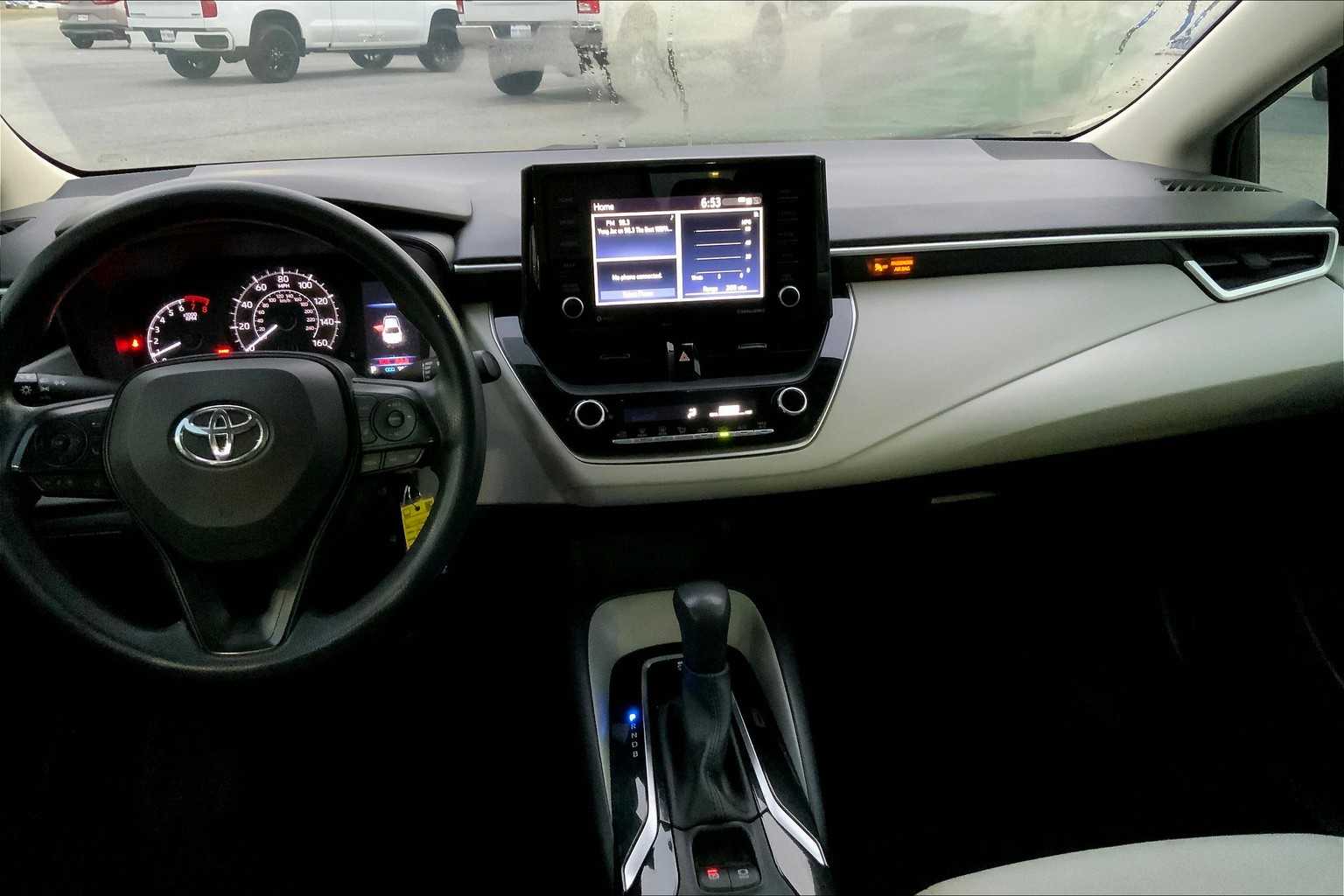 2022 Toyota Corolla L photo 6
