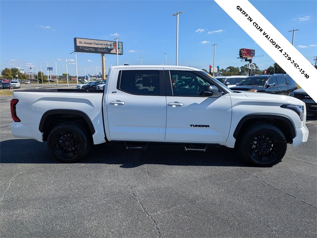 2024 Toyota Tundra SR5 photo 2