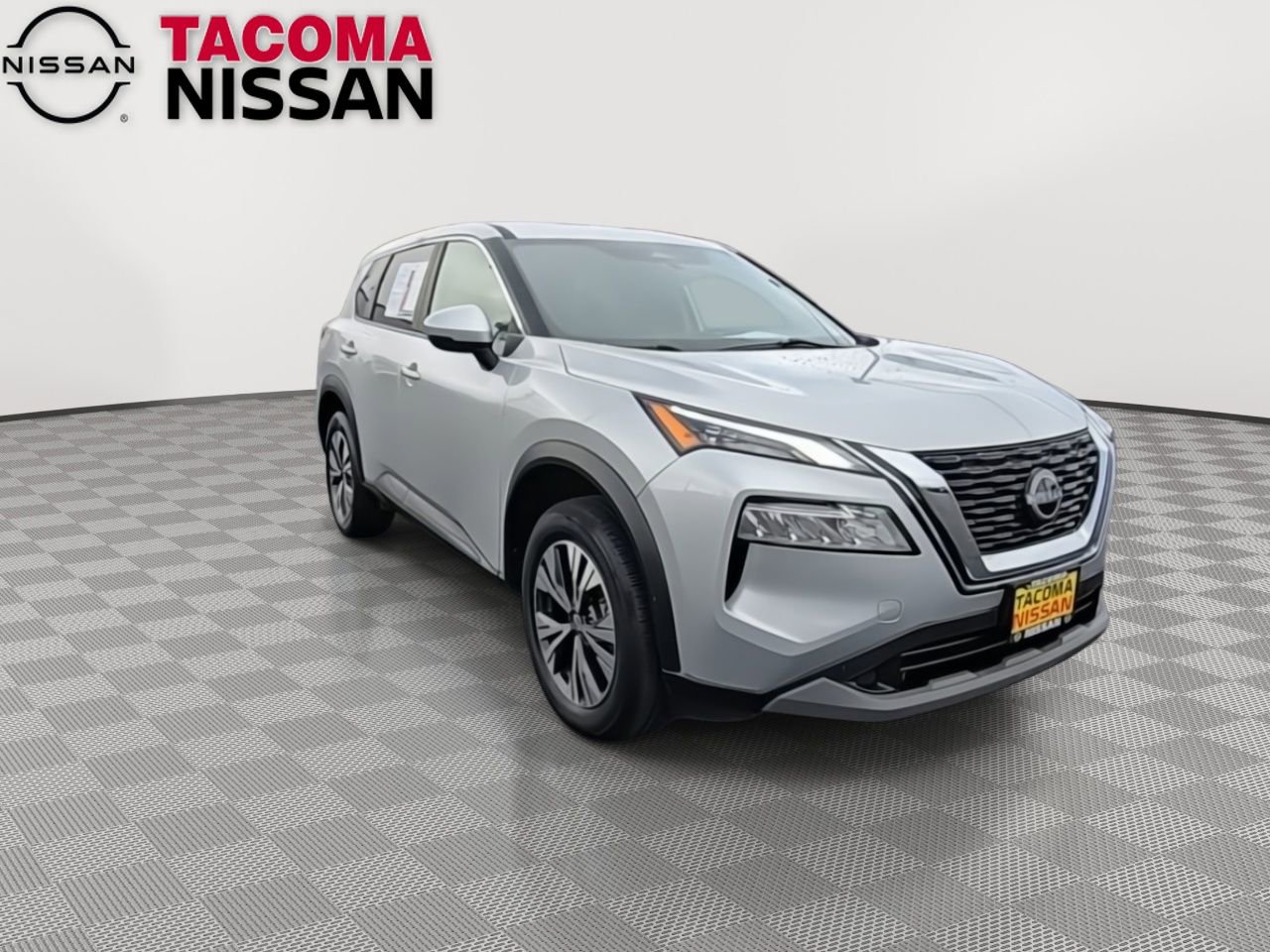 2022 Nissan Rogue SV photo 2