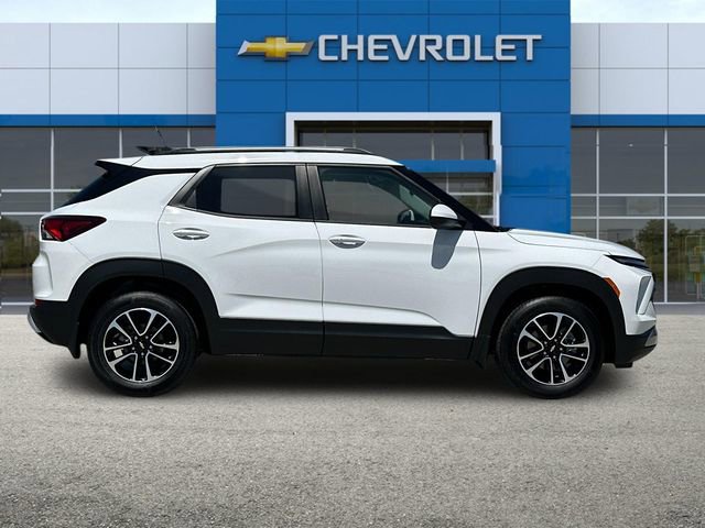 2026 Chevrolet Trailblazer LT photo 3