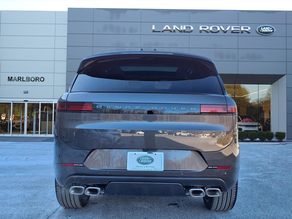 2025 Land Rover Range Rover Sport SE photo 7