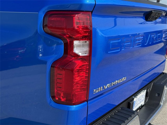 2025 Chevrolet Silverado 1500 LT photo 10