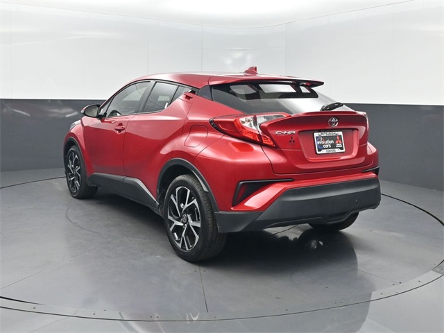 2021 Toyota C-HR XLE photo 3