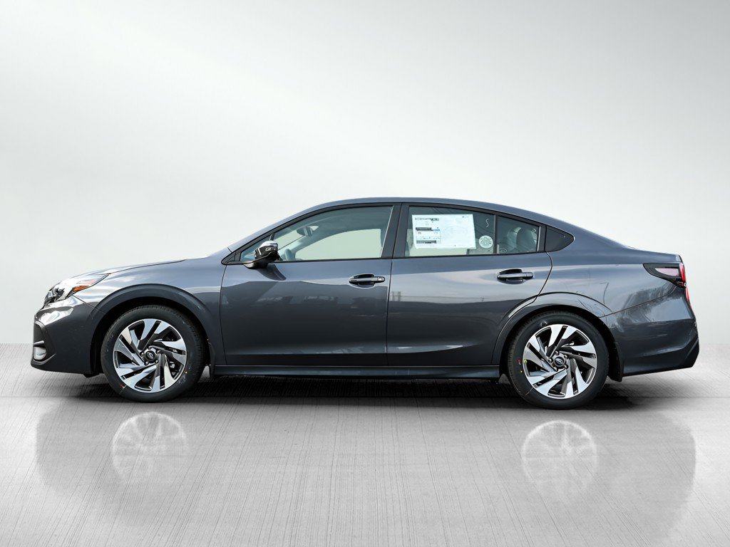 2025 Subaru Legacy Limited photo 3