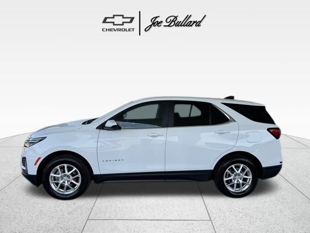 2023 Chevrolet Equinox LT photo 4
