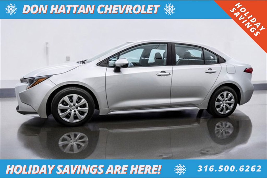 Used 2021 Toyota Corolla LE with VIN 5YFEPMAE6MP217342 for sale in Park City, KS