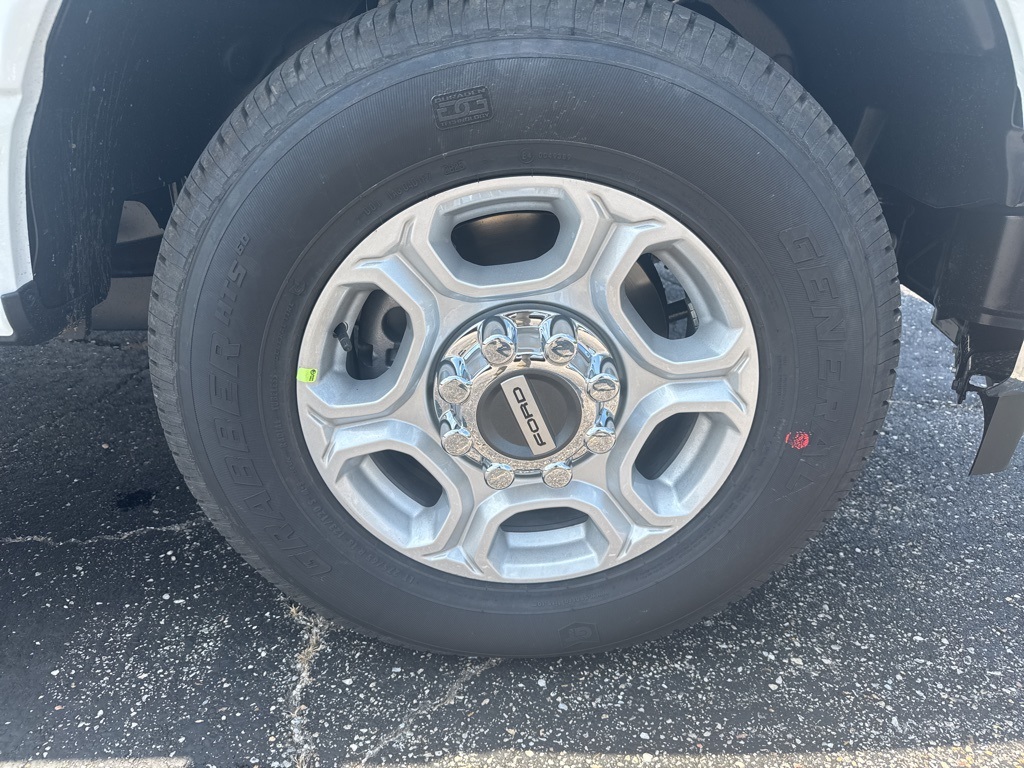 2026 Ford F-250 XLT photo 14