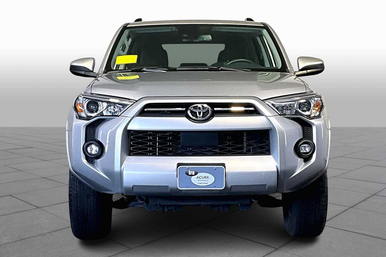 2024 Toyota 4Runner SR5 photo 2