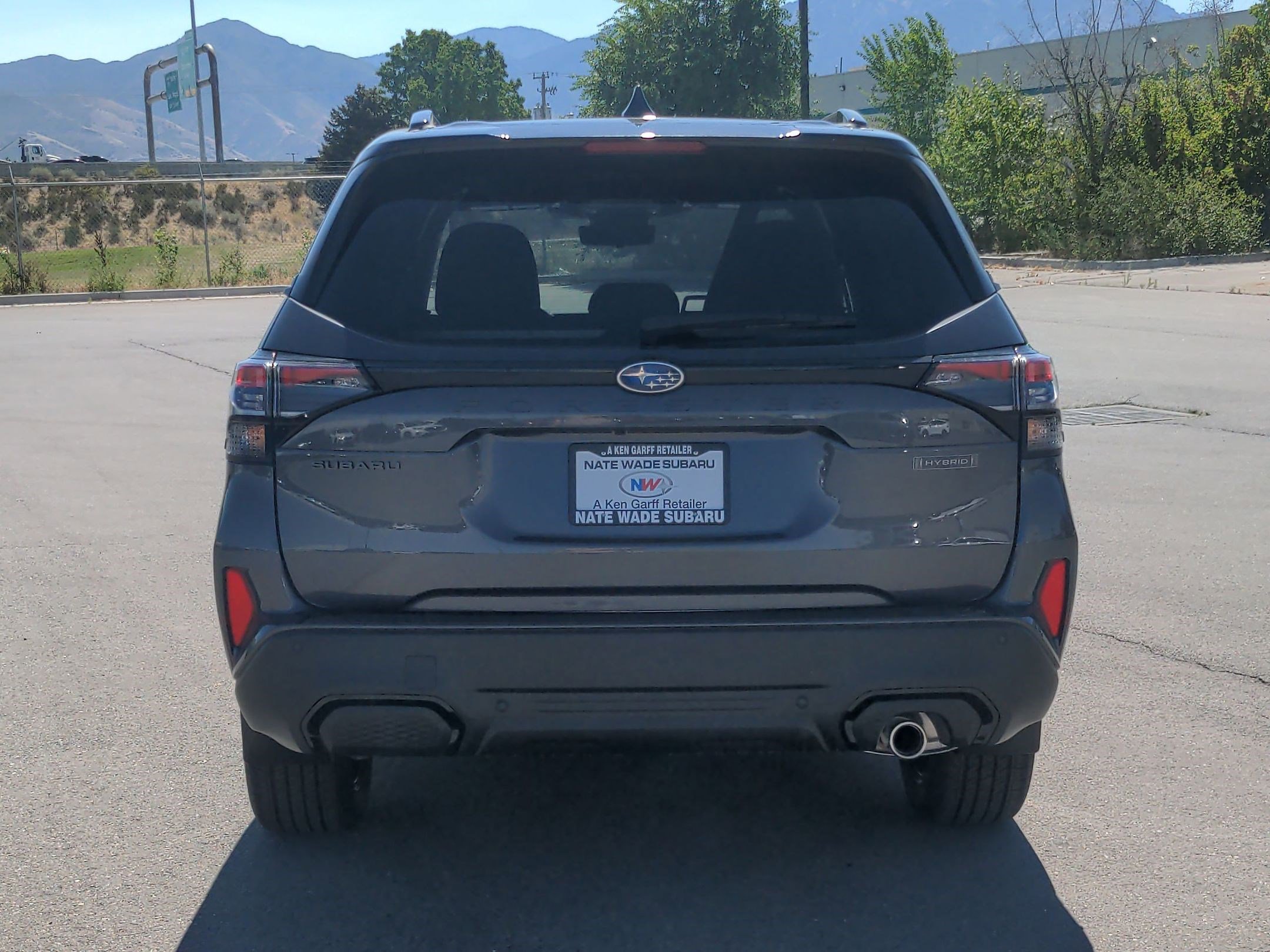 2025 Subaru Forester Touring photo 4