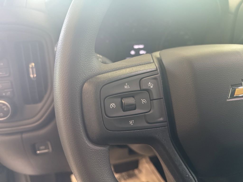 2025 Chevrolet Silverado 1500 Custom photo 22