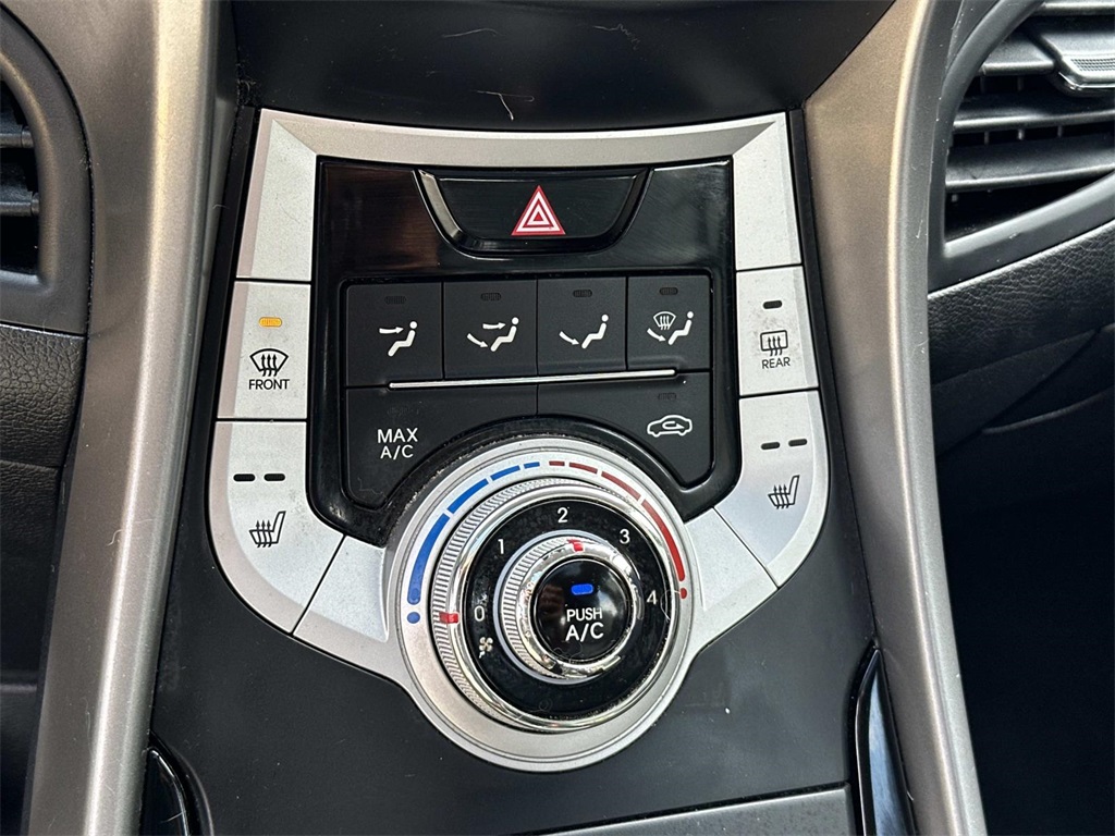 2011 Hyundai Elantra Limited photo 18