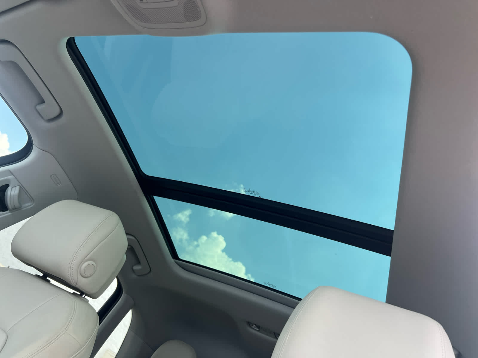 2022 Audi Q3 S line Premium photo 12