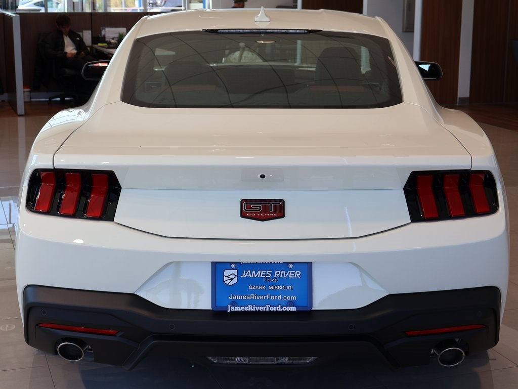 2025 Ford Mustang GT Premium photo 4