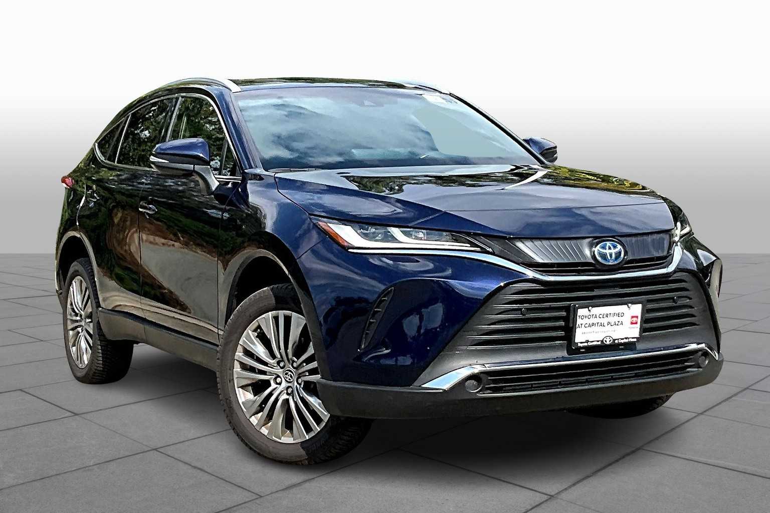 2022 Toyota Venza XLE photo 2