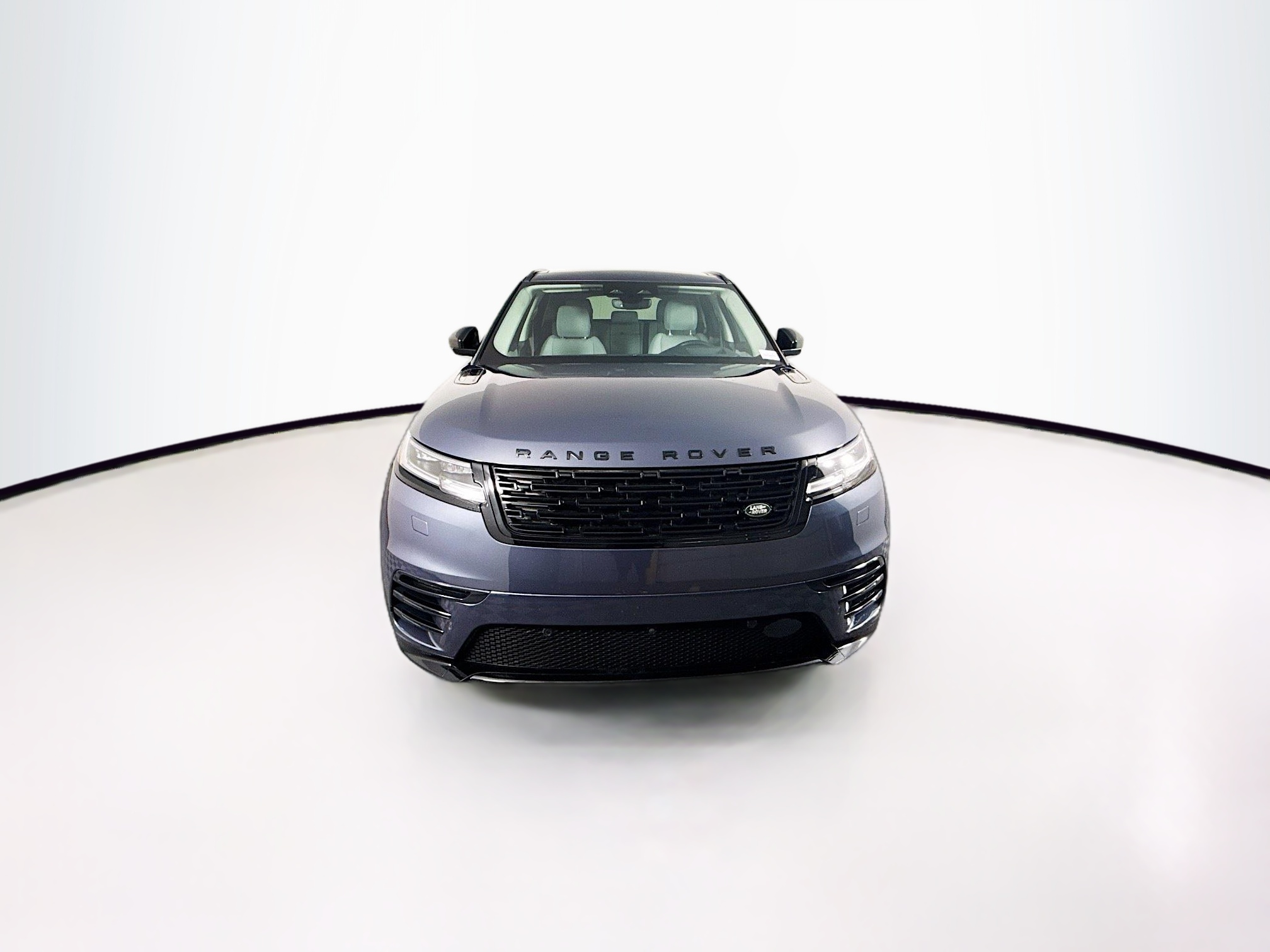 2025 Land Rover Range Rover Velar SE photo 3