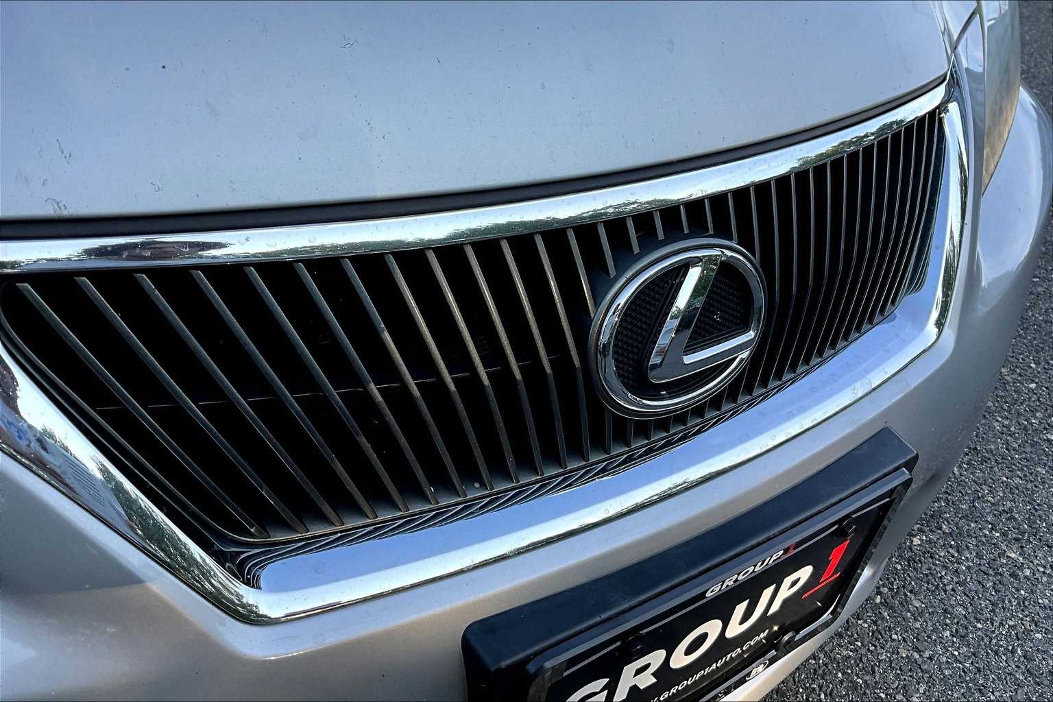 2011 Lexus IS 250C photo 25