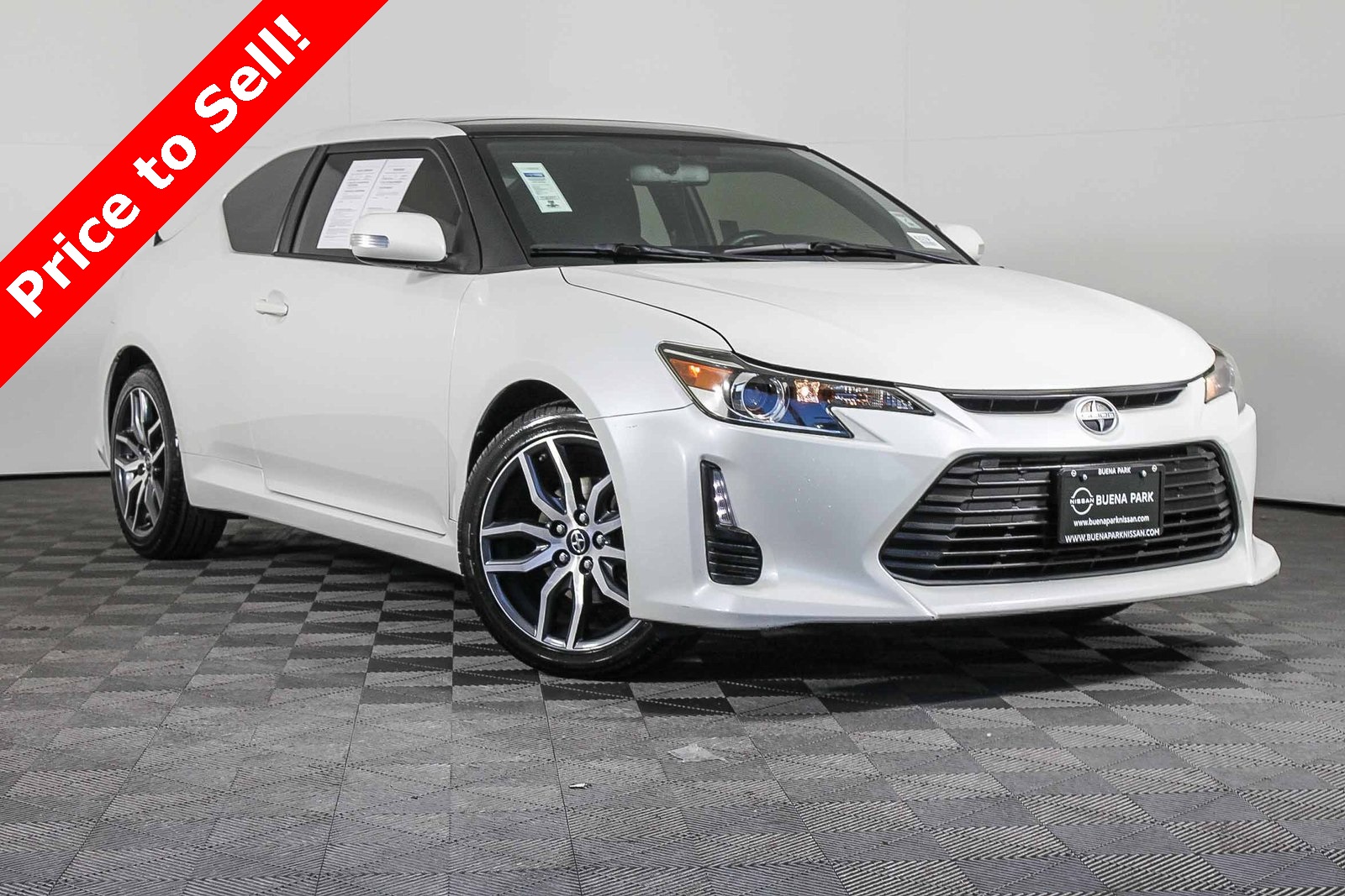 2016 Scion tC Standard's photo