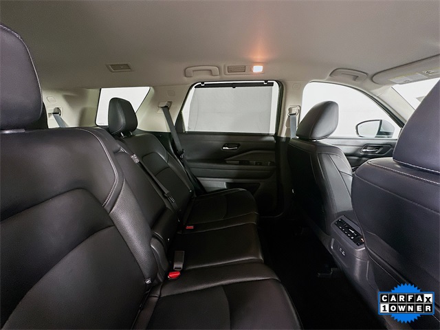 2024 Nissan Pathfinder SL photo 24