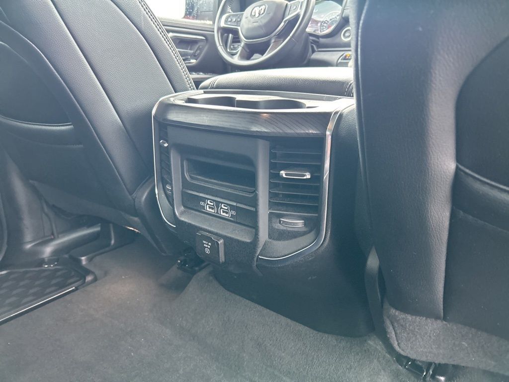 2024 Ram 1500 Laramie photo 39