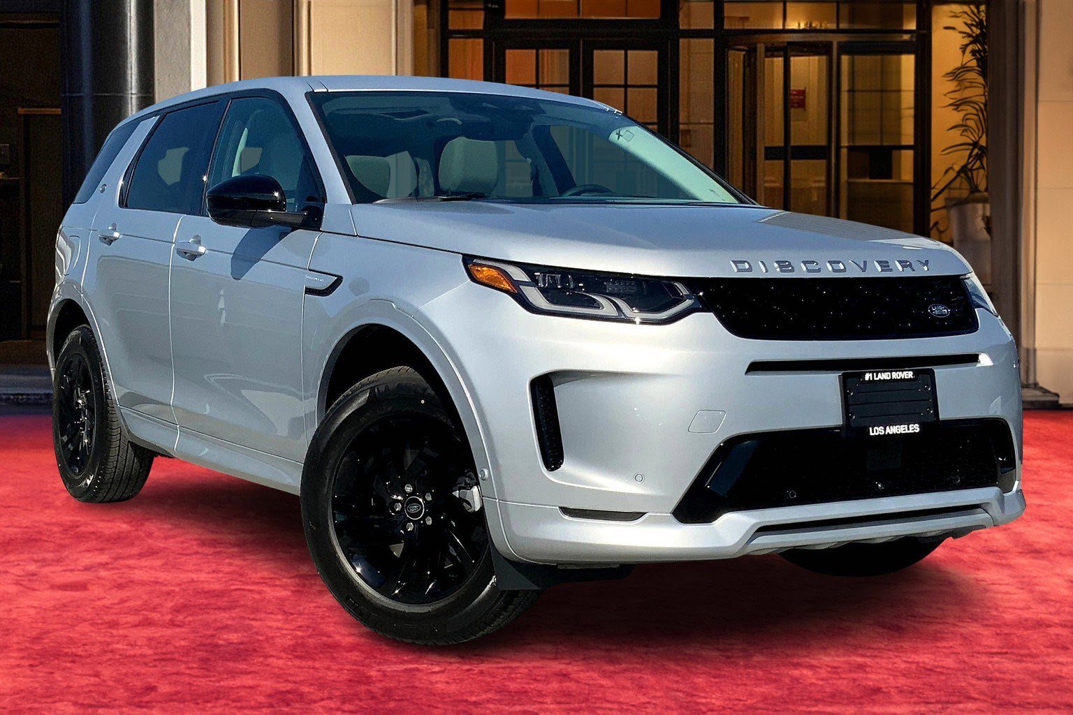 2025 Land Rover Discovery Sport S photo 11
