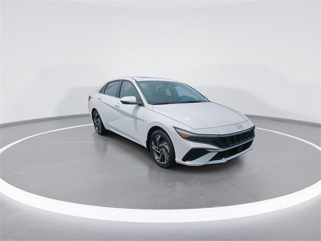 2025 Hyundai Elantra Hybrid Limited photo 2