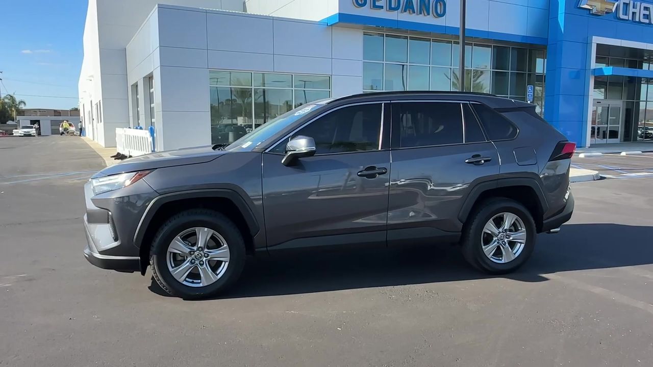 2022 Toyota RAV4 XLE photo 45