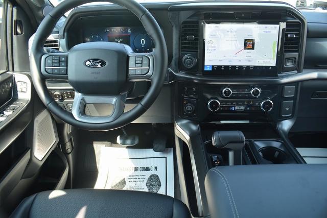 2025 Ford F-150 Lariat photo 3
