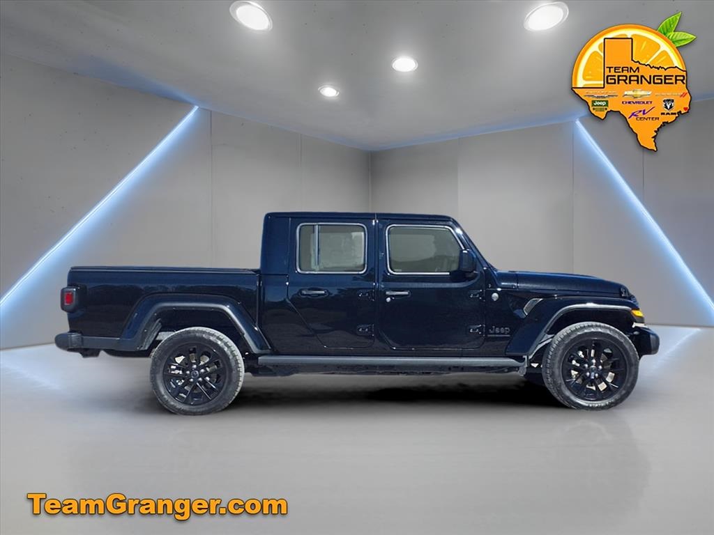 2025 Jeep Gladiator Sport photo 4
