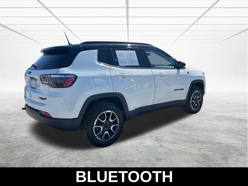 2024 Jeep Compass Trailhawk photo 4